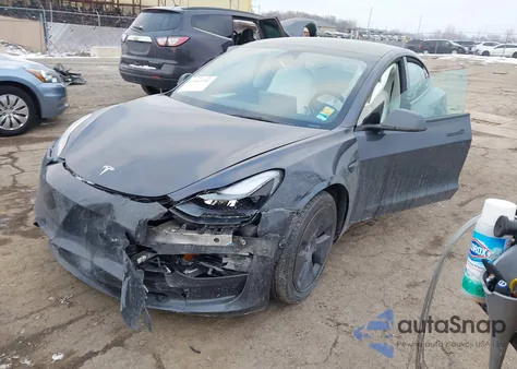 2023 Tesla Model 3 Rear-Wheel Drive z USA, uszkodzony, nr VIN 5YJ3E1EA5PF659807